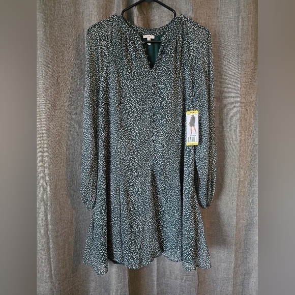 Joie Dresses & Skirts - Joie Limited Edition Balloon Sleeve Dress Arctic Animal Spot Women's Medium $378